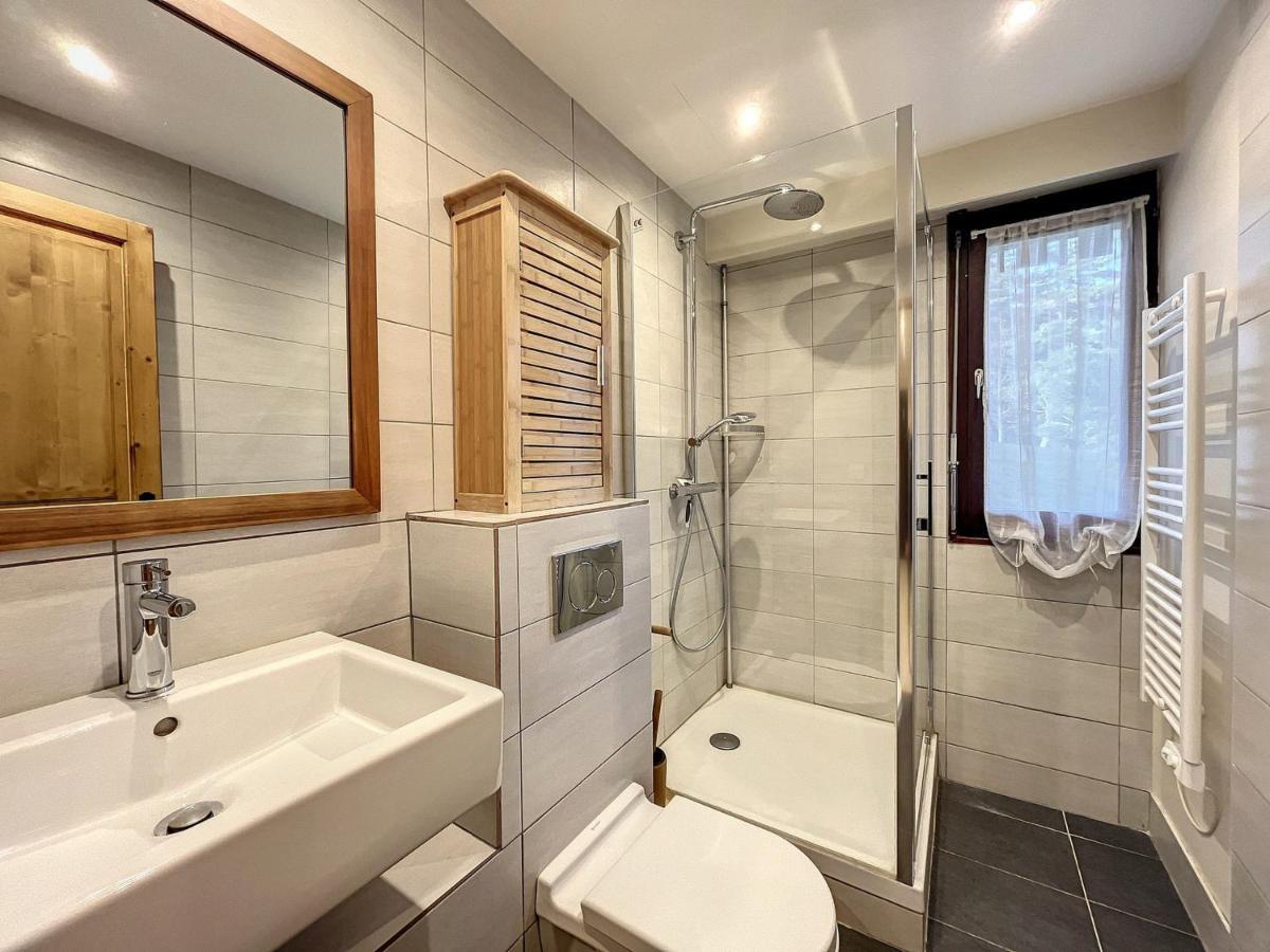 Chamonix: Appt 2P, 4 Pers, Terrasse, Parking, Proche Centre Et Telecabine - Fr-1-507-26 Exteriör bild